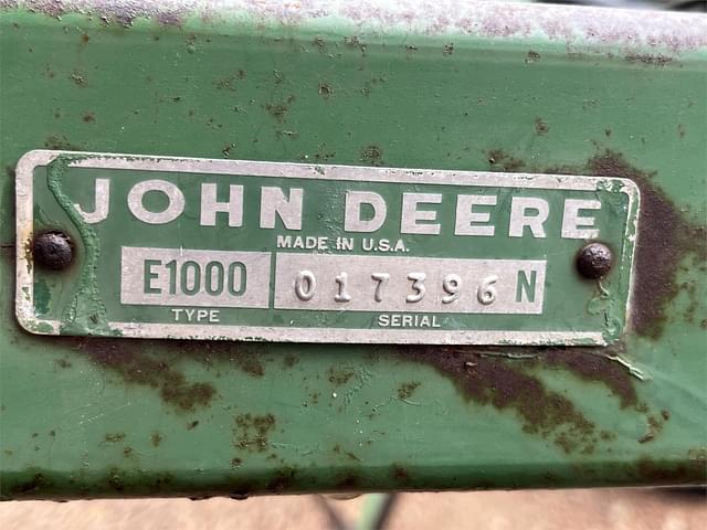 Image of John Deere E1000 equipment image 1