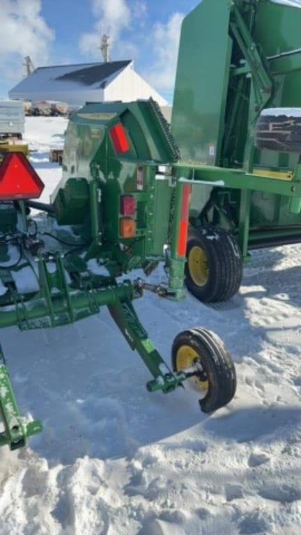 Image of John Deere E12 equipment image 3