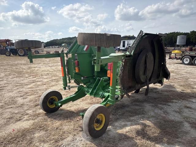 Image of John Deere E12 equipment image 4