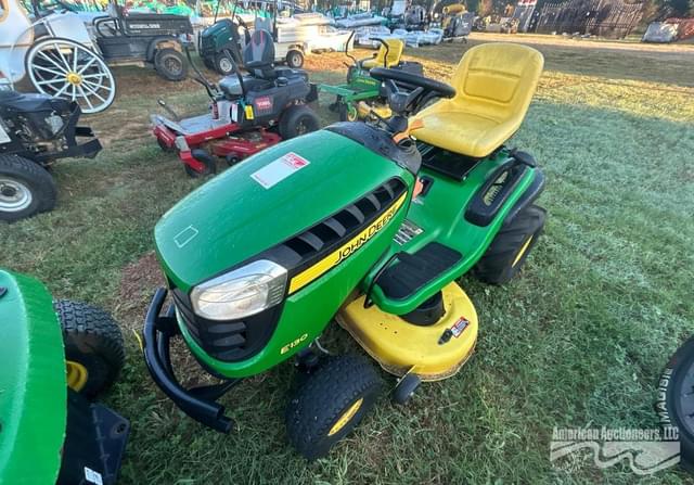 Image of John Deere E130 equipment image 3