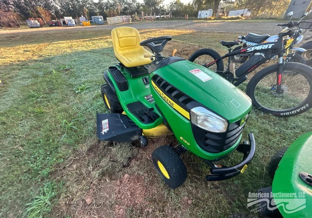 John Deere E130 Equipment Image0