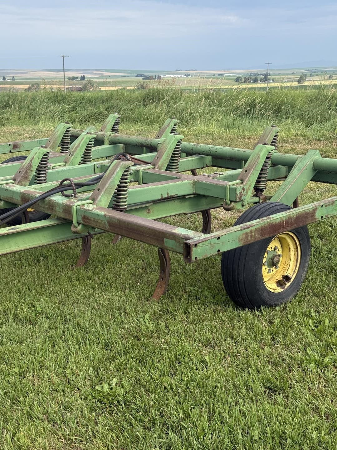 Image of John Deere E1610 Primary image