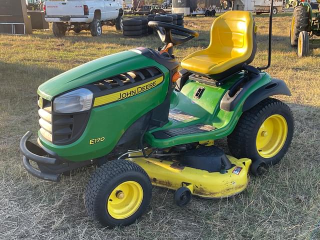 Image of John Deere E170 equipment image 2