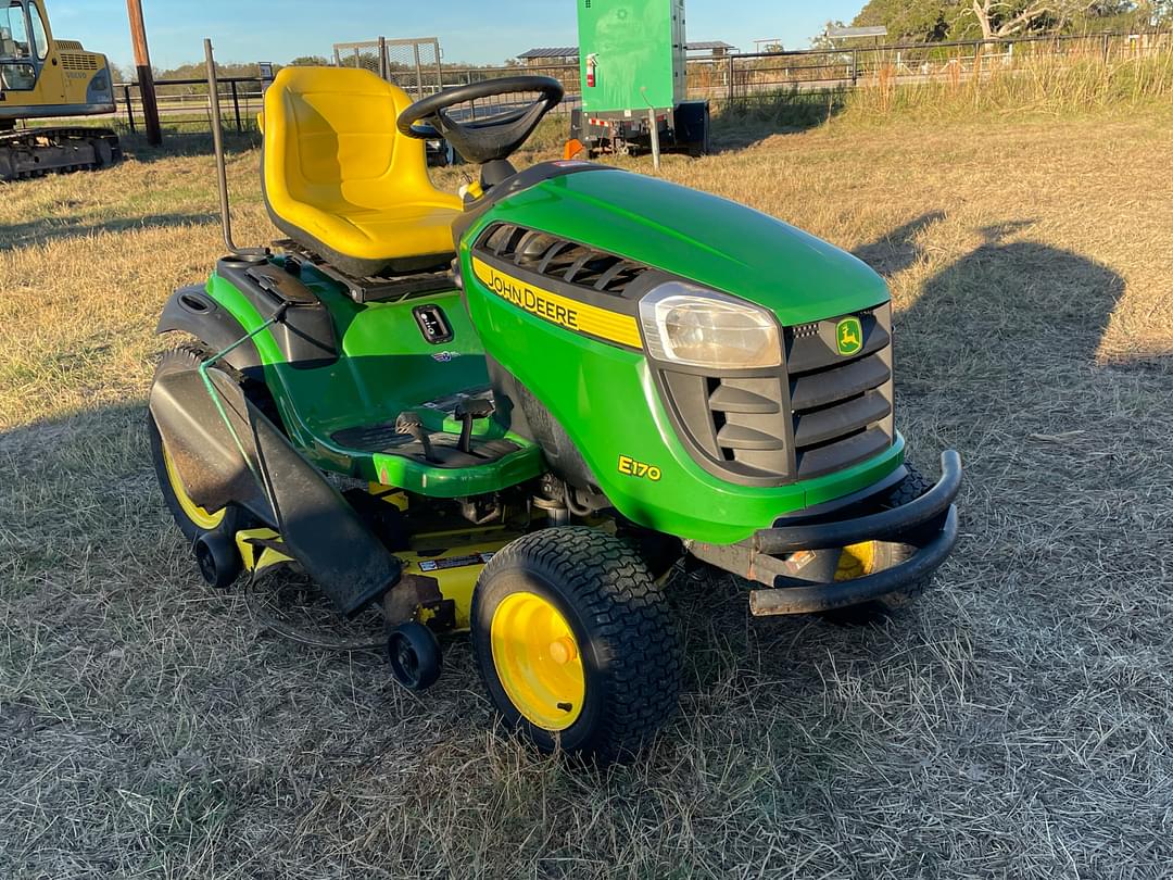 Image of John Deere E170 Primary image