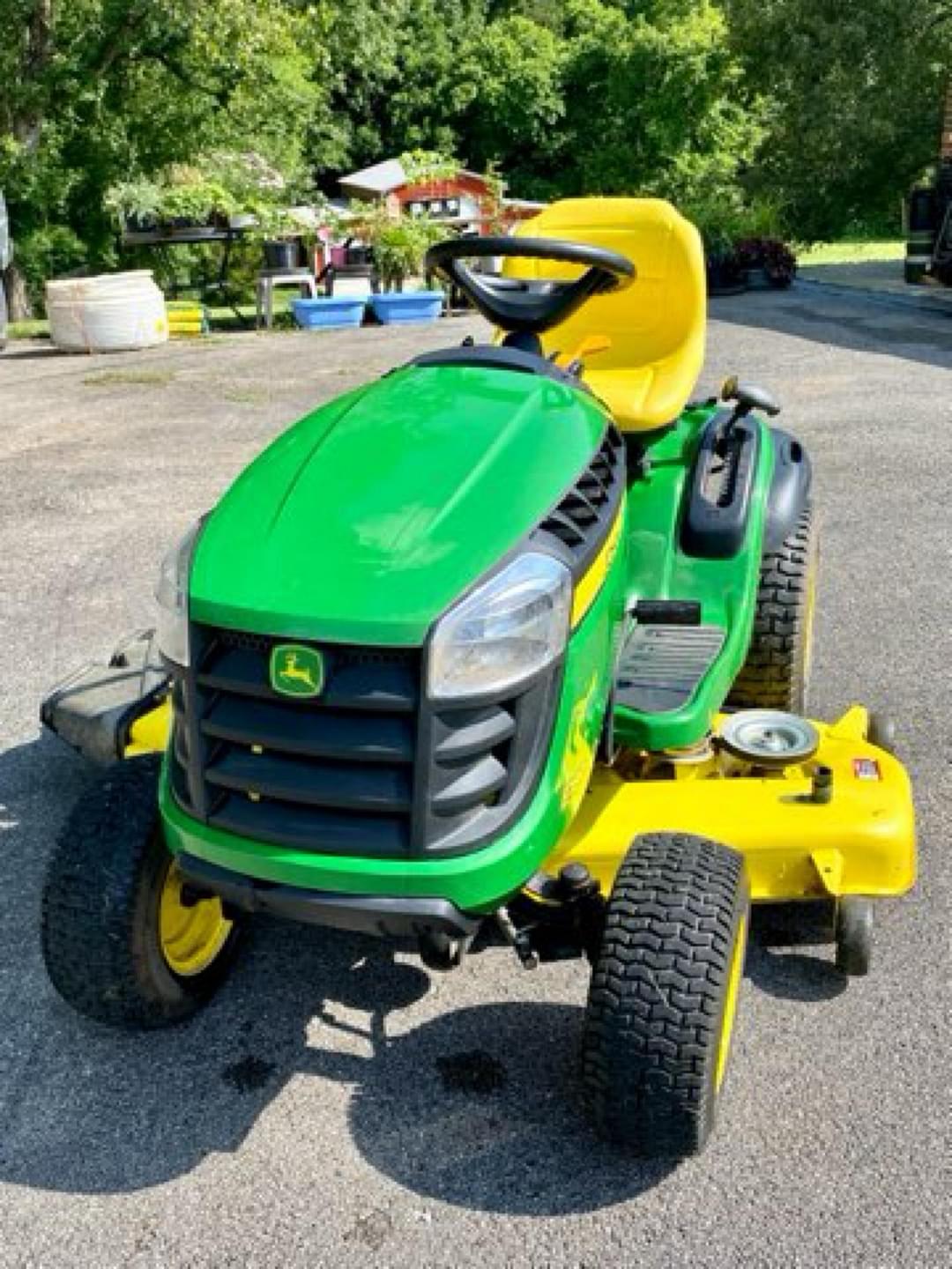 Image of John Deere E180 Primary image