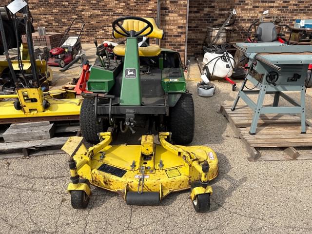 Image of John Deere F910 equipment image 1
