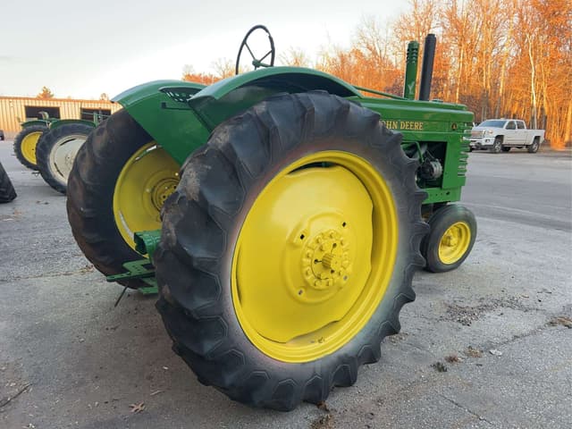 Image of John Deere A equipment image 3