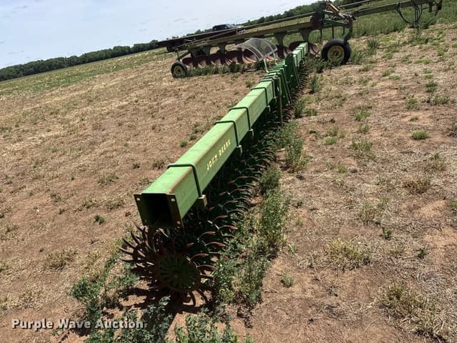 Image of John Deere E0400 equipment image 3