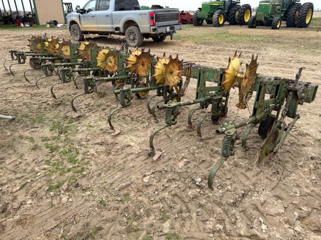 Image of John Deere RM equipment image 2