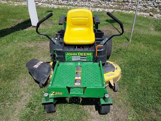 Image of John Deere EZtrak equipment image 1