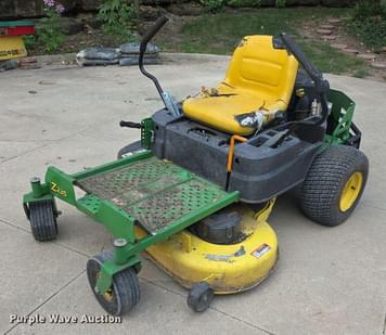 Main image John Deere Z235