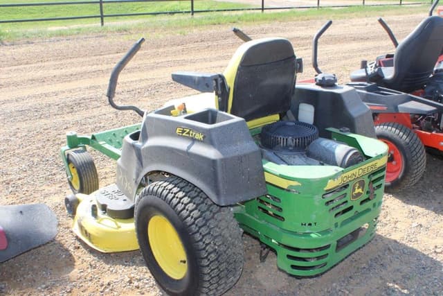 Image of John Deere Z435 equipment image 1