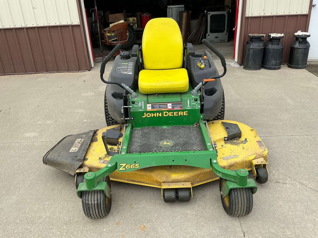 Image of John Deere Z665 Primary image