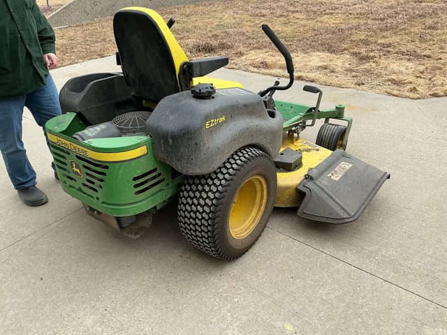 Image of John Deere Z665 equipment image 3