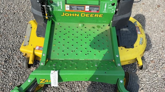 Image of John Deere Z445 equipment image 4
