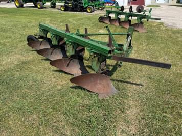 Main image John Deere F125