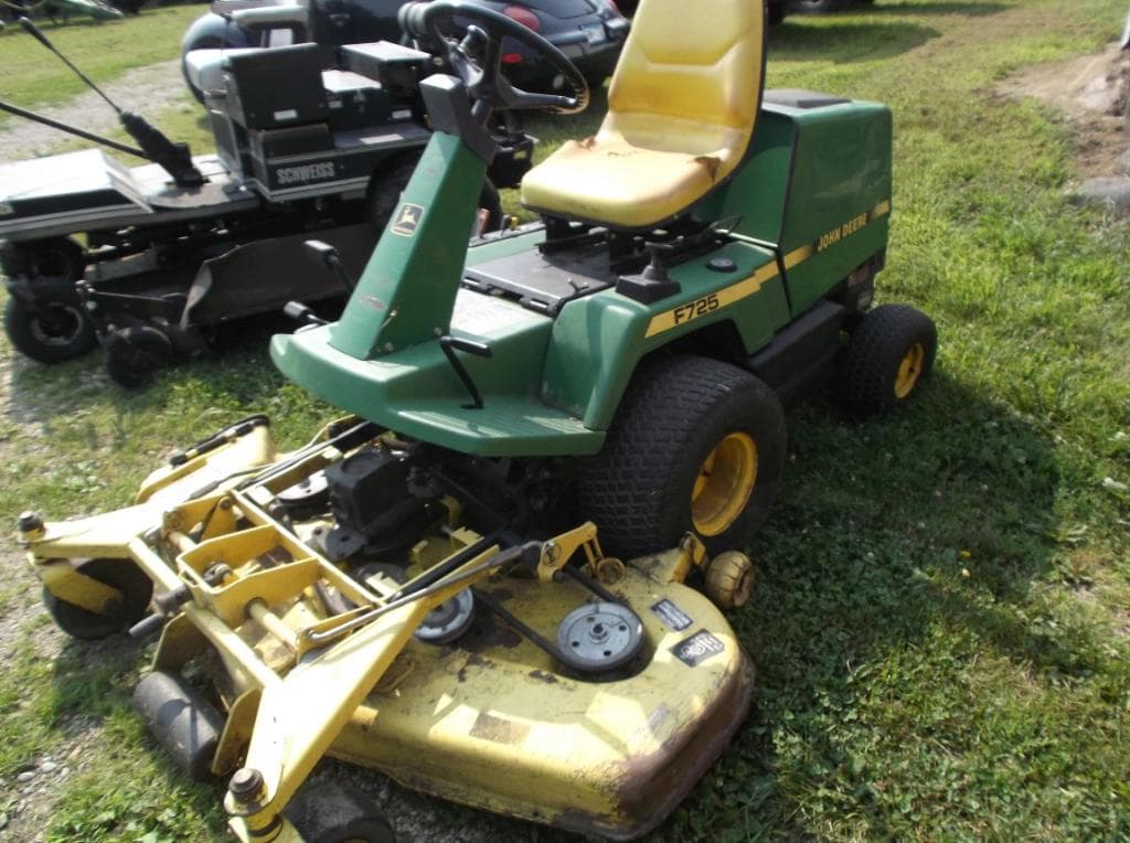 Image of John Deere F725 Image 0