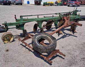 John Deere F135A Image