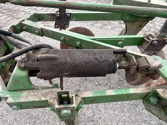 Image of John Deere F135A equipment image 3