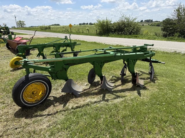 Image of John Deere F145 equipment image 2