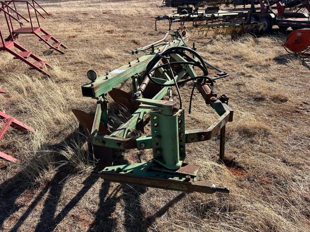 Image of John Deere F145A equipment image 1