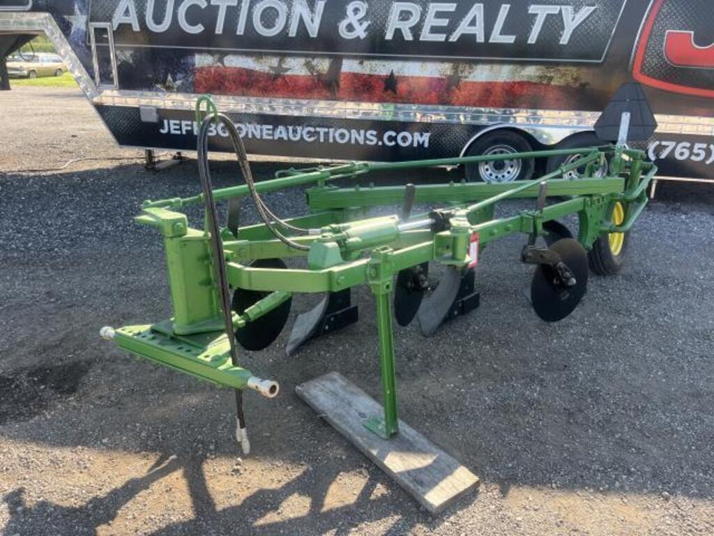 Image of John Deere F145H Primary image