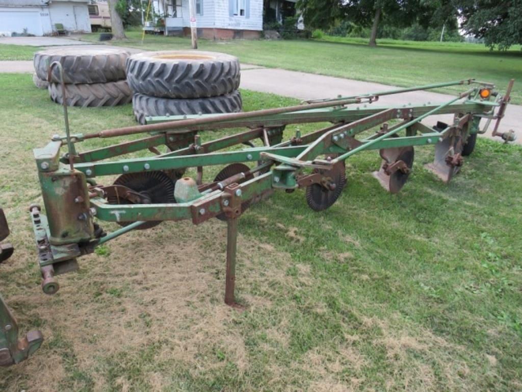Image of John Deere F145H Primary image