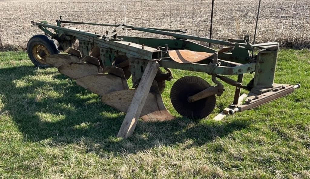 John Deere F145H Equipment Image0