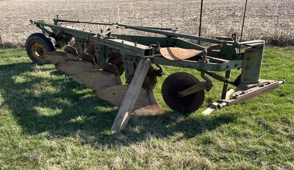 Image of John Deere F145H Image 0