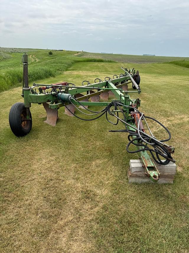 Image of John Deere F380 equipment image 1