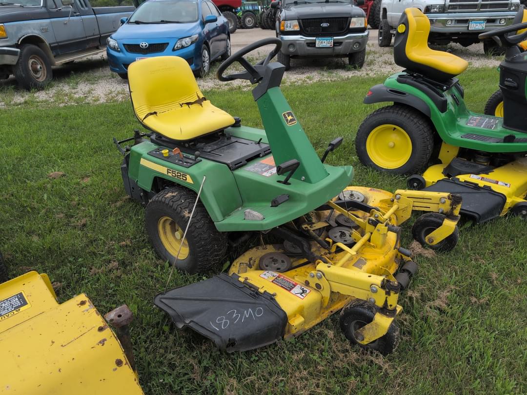 Image of John Deere F525 Primary image