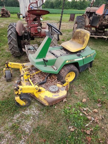 Main image John Deere F525