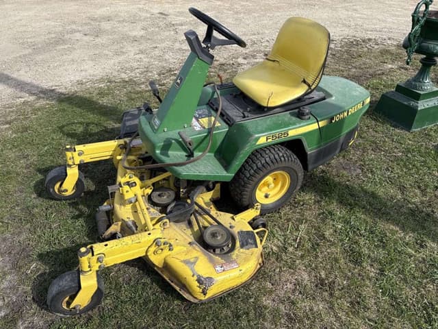 Image of John Deere F525 equipment image 1