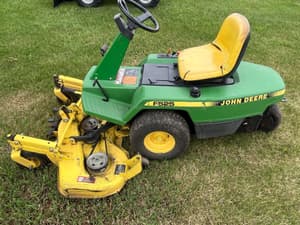 John Deere F525 Image