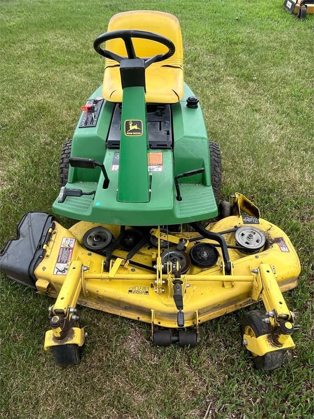 Image of John Deere F525 equipment image 1
