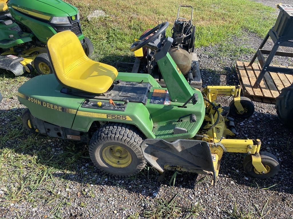 Image of John Deere F525 Image 1