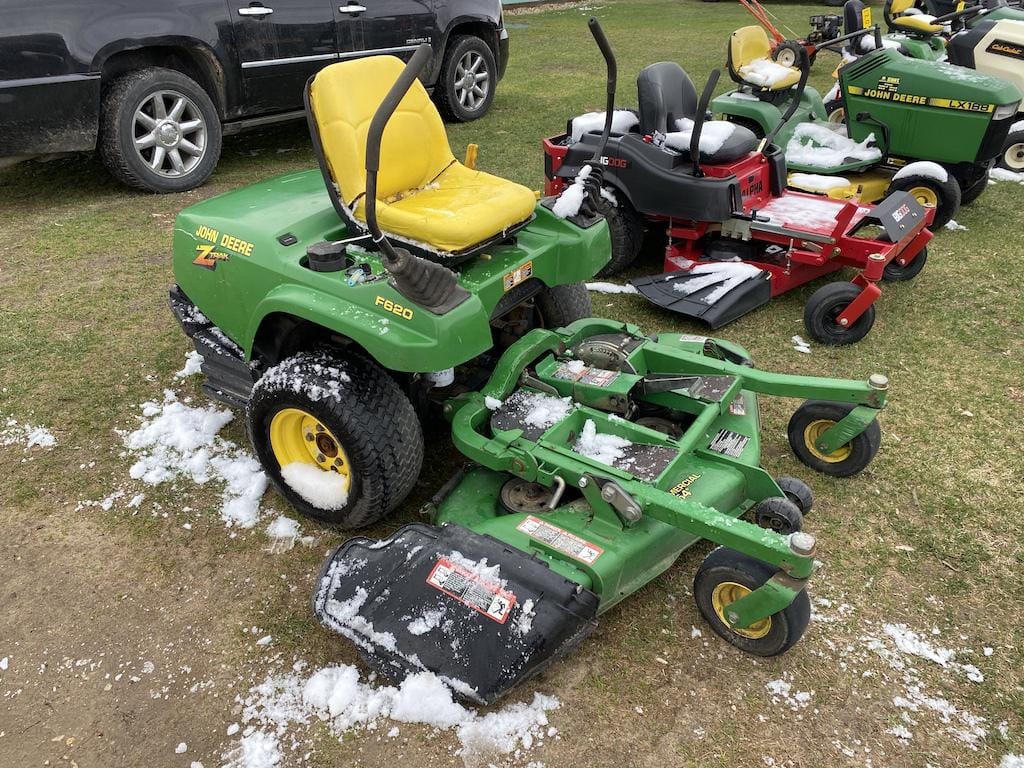 Main image John Deere F620