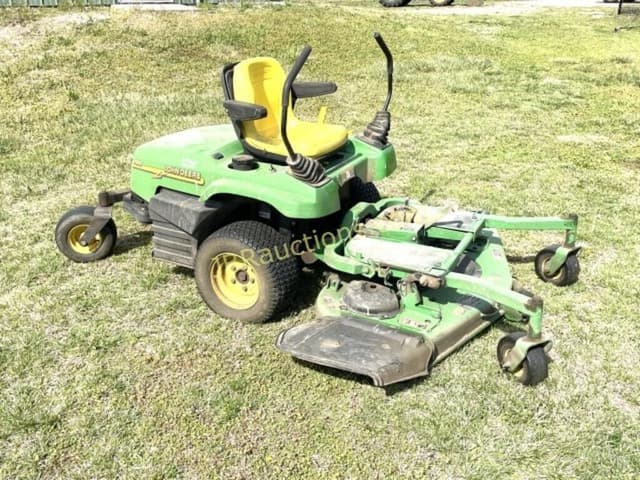 Image of John Deere F680 equipment image 1