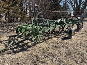 John Deere F680A Image