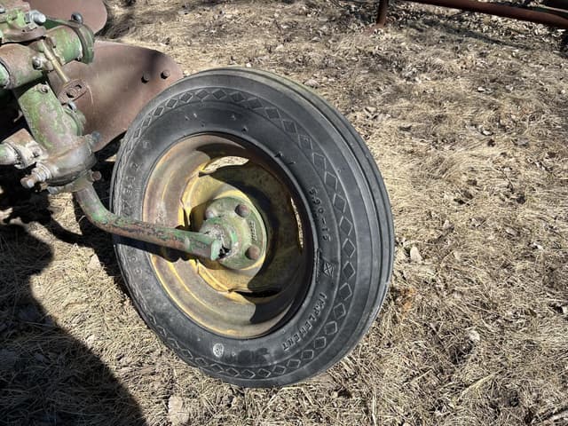 Image of John Deere F680A equipment image 3