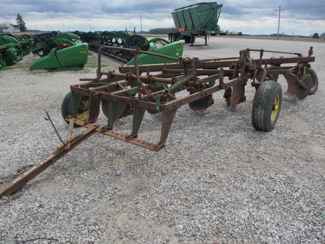 Main image John Deere F680A