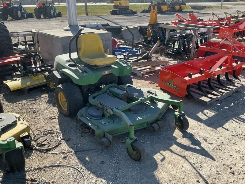 Image of John Deere F687 Image 1