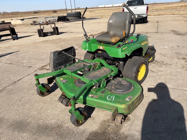 Image of John Deere F687 equipment image 1