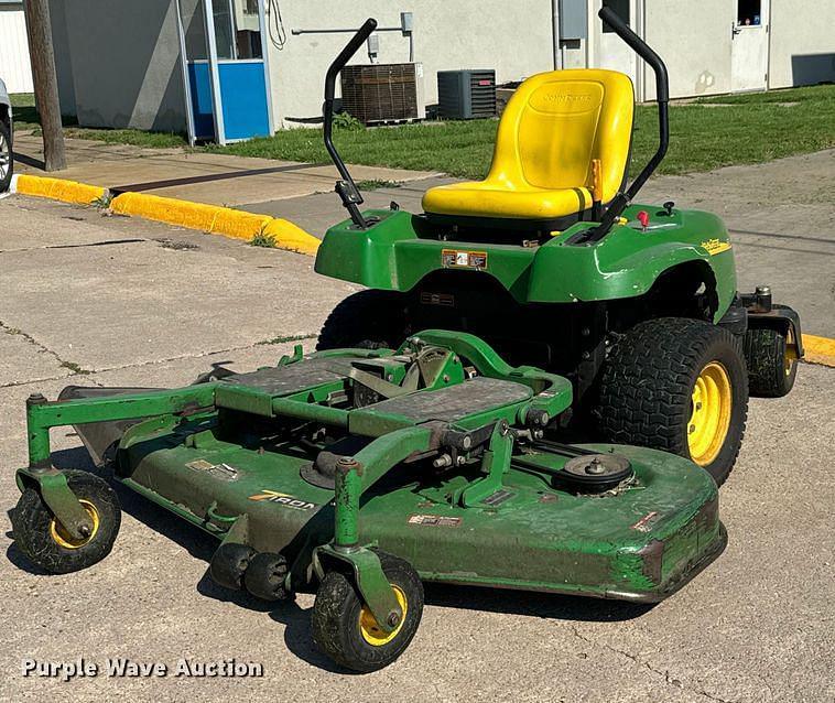 Image of John Deere F687 Primary image