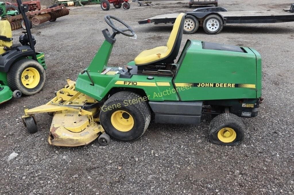John Deere F710 Equipment Image0