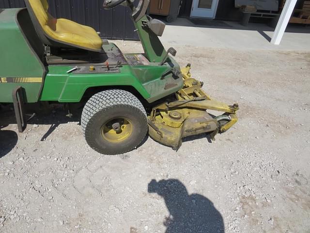 Image of John Deere F725 equipment image 1