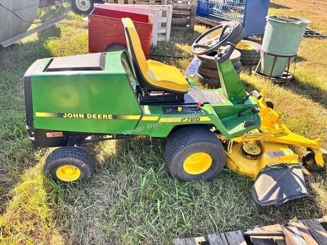 Image of John Deere F725 equipment image 1