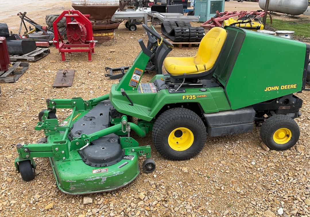 Image of John Deere F735 Primary image