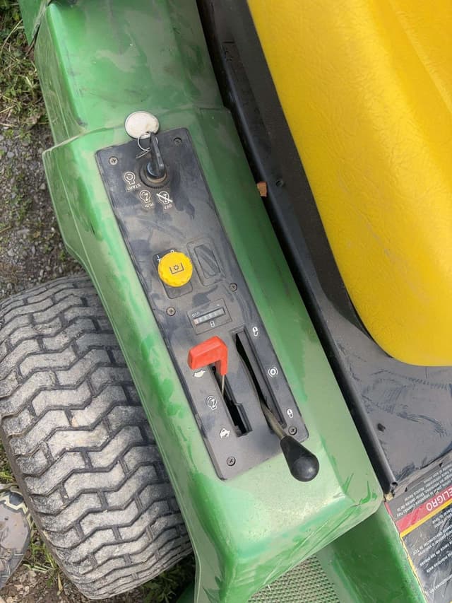 Image of John Deere F735 equipment image 4