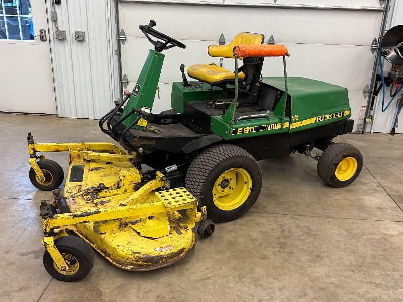 Image of John Deere F911 Primary image